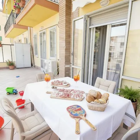 La Terrazza Di Andrea Lägenhet